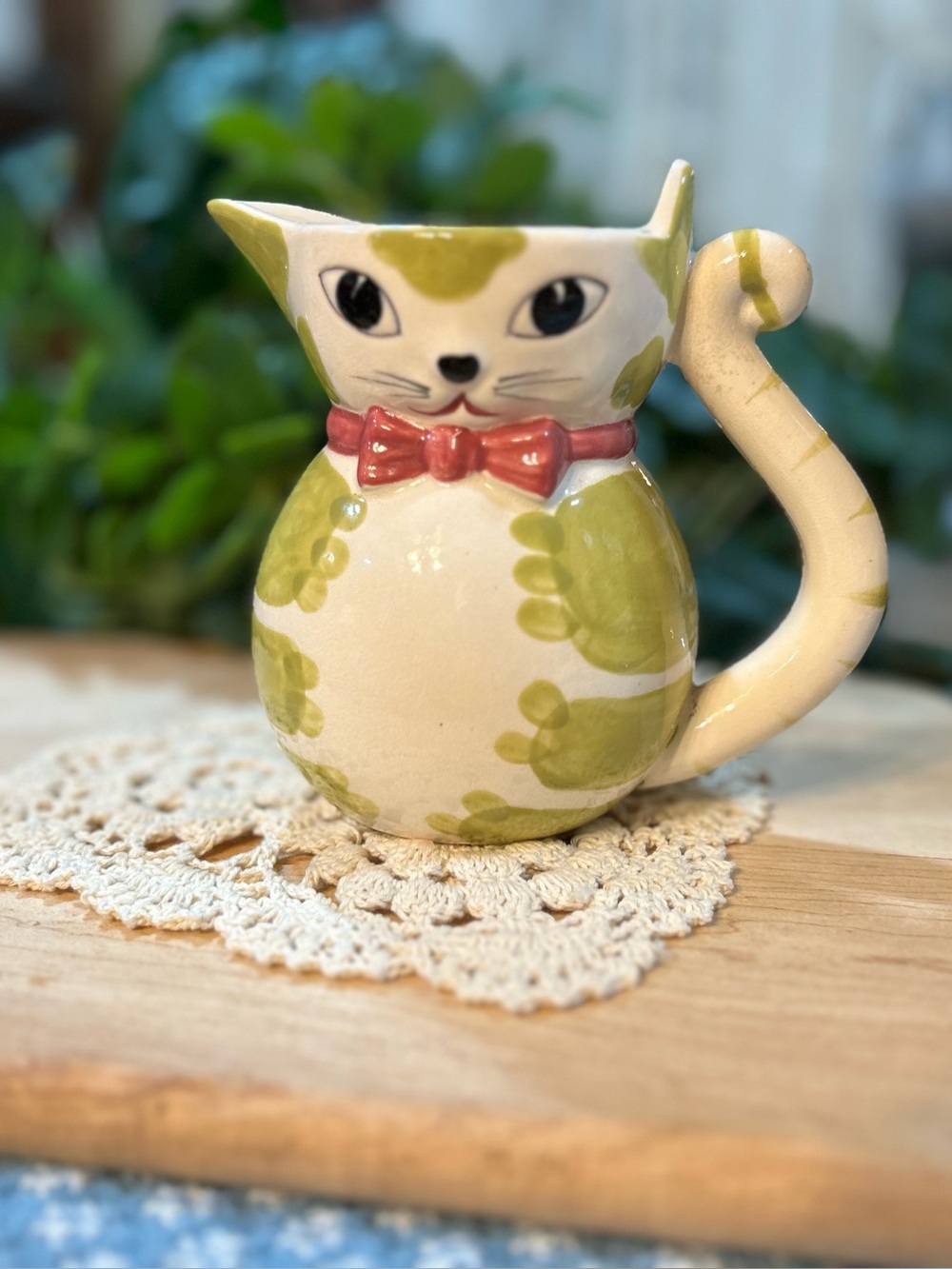 Vintage Mid Century Italian Pottery Cat Milk Pitcher Green Spotted Bow Tie Italy